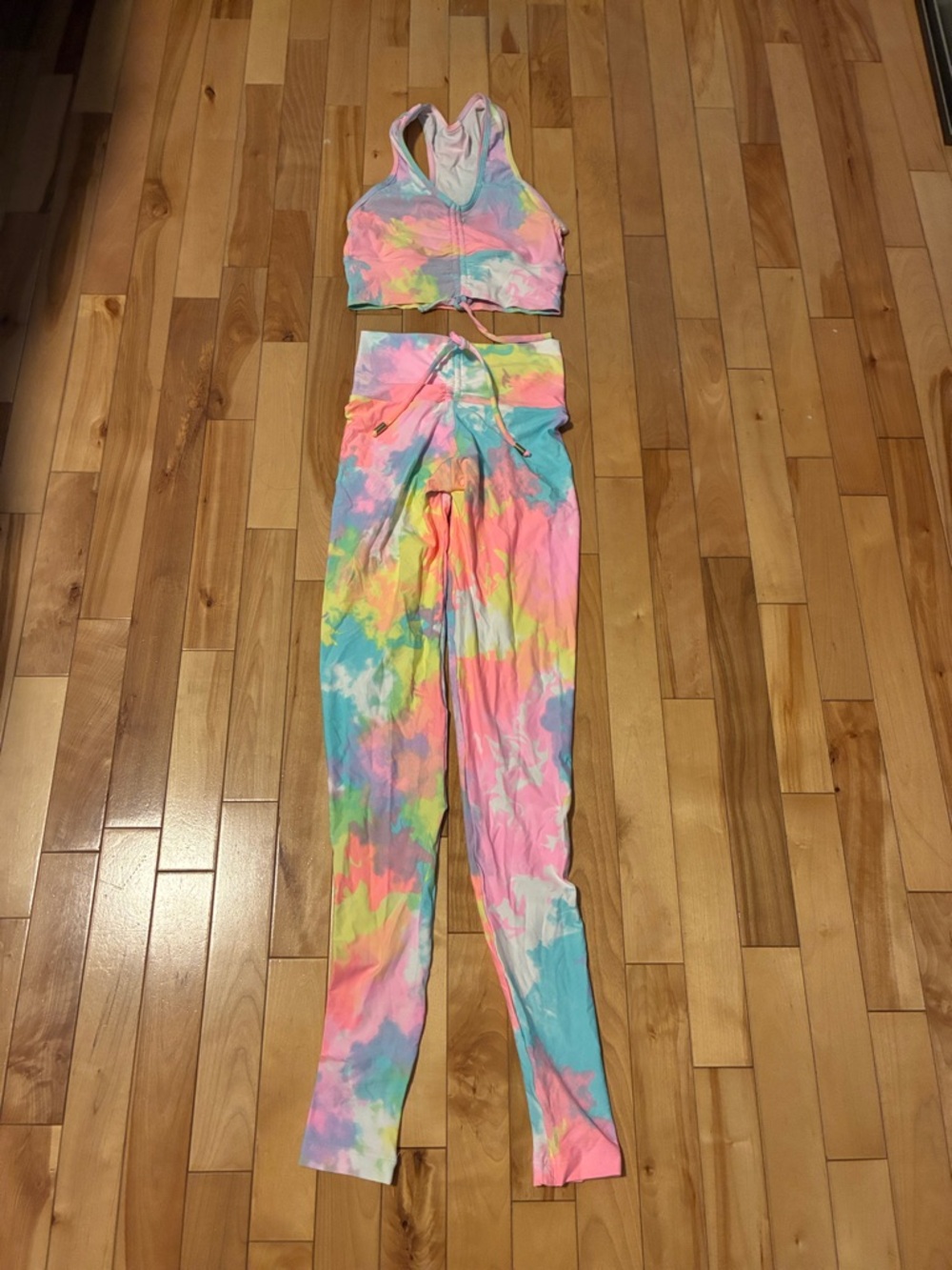 Tie-Dye High-Waist Leggings and Cropped Sports Bra Set - Multicolor